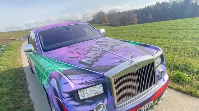 La ROLLS-ROYCE la plus stylé jamais vue ? смотреть онлайн