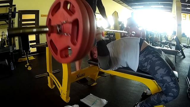 Д 2, Жим штанги лежа, 100 кг. смотреть онлайн