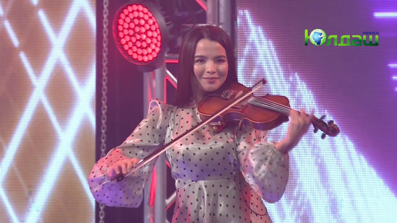 Искәндәр Ғәзизов- Үс алдың ( Гүзәлиә көйө, Э.Йәмилева һүҙҙәре)