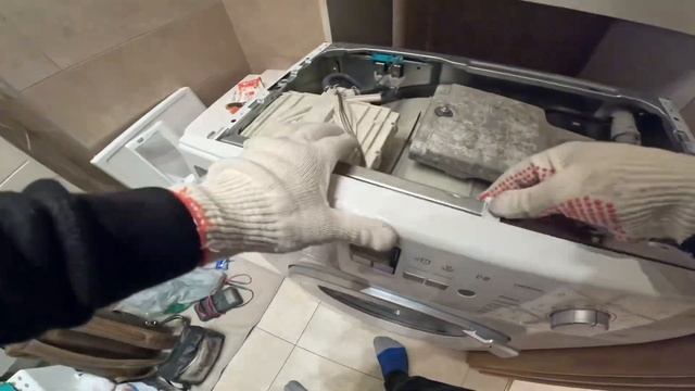 Стиральная машина Bosch Не включается РЕМОНТ смотреть онлайн