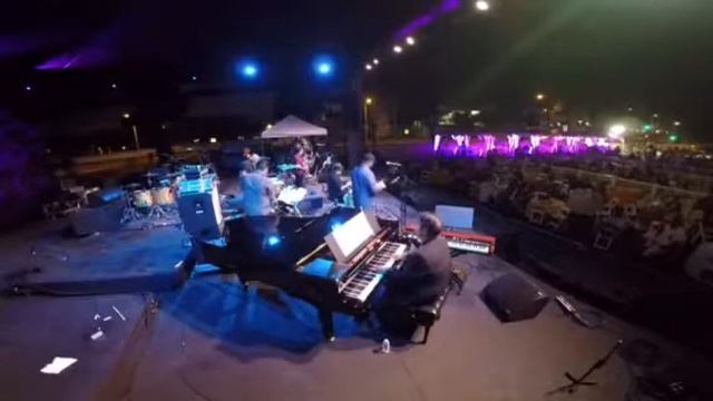 Yosmel Montejo with Poncho Sanchez смотреть онлайн
