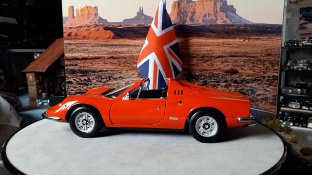 The Persuaders TV Series 1/18 1969 Ferrari 246 Dino 246 GT Hotwheel Diecast смотреть онлайн