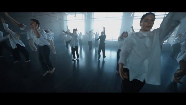ALIENS | Son Lux - Let me follow смотреть онлайн