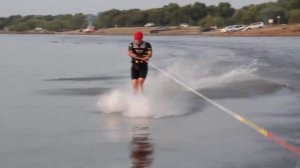 водные лыжи