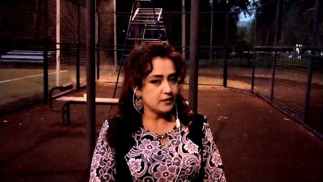 cover: Nazar Ke Samne. Голос прям в душу бросается?? смотреть онлайн