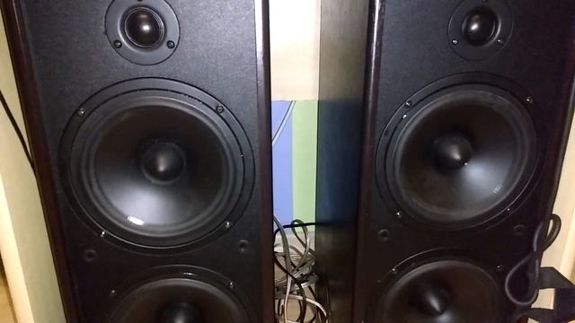 Microlab Solo 7 c EPIC Bass Test смотреть онлайн