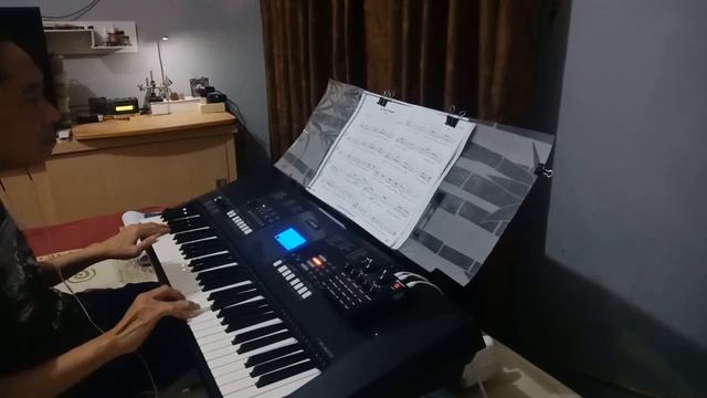 Too much heaven - Bee Gees - Yamaha PSR E423 смотреть онлайн