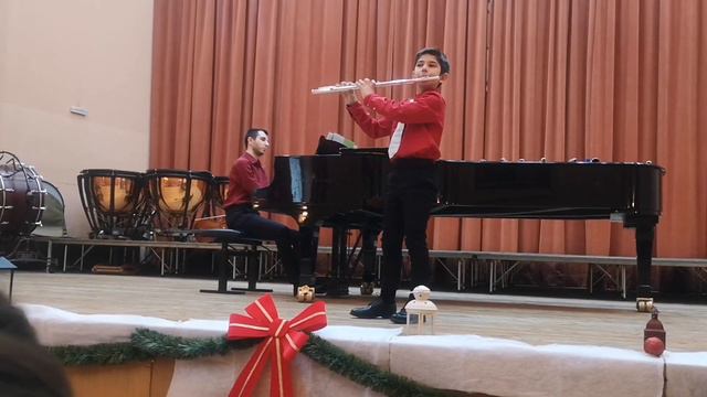 Rondino - by Parashkev Hadjiev - Mario Marinov , flute смотреть онлайн