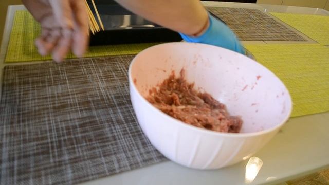 Люля-кебаб и аджап-сандал в духовке! Вкуснота вкусная! #люлякебаб #аджапсандал #вдуховке смотреть онлайн