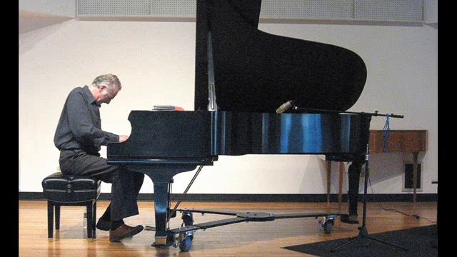 David Haney at EOU: Hat Minus Beard for Eric Dolphy смотреть онлайн