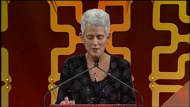 Joanie Taylor receives Esther Peterson Award смотреть онлайн