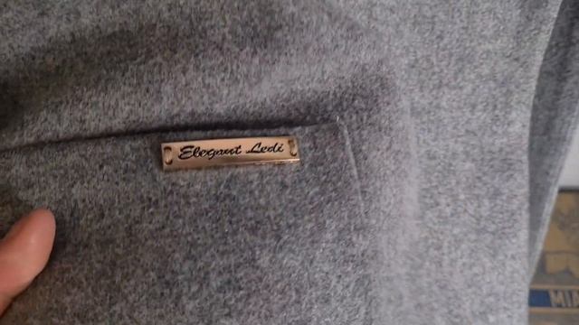 Пальто серое смотреть онлайн