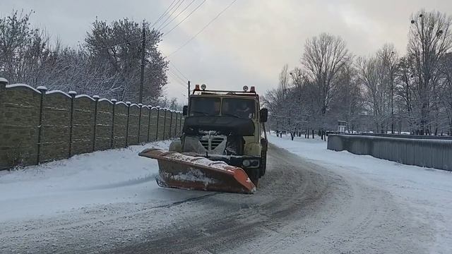 г.ЗМИЁВ ГОРОД В СНЕГУ ЗА МЕСЯЦ ДО НОВОГО ГОДА ! смотреть онлайн