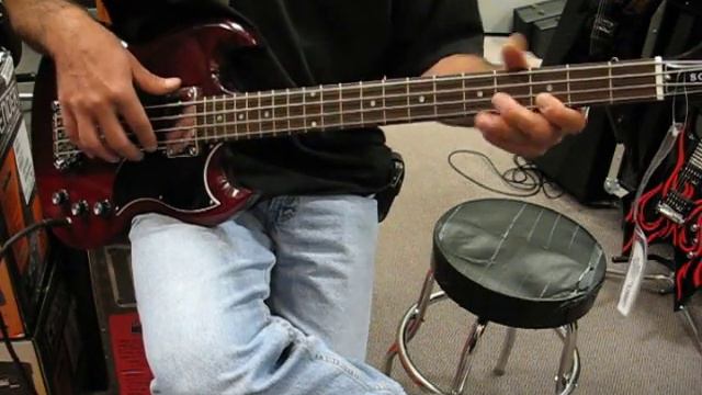 Gibson SG Bass