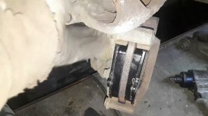 Passat b-3 замена передних тормозных колодок