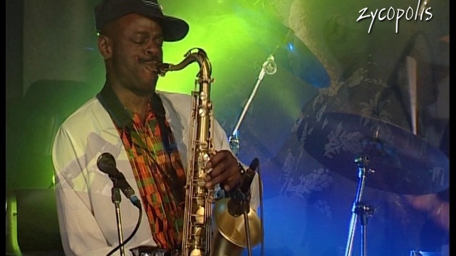 Gil Scott Heron & Amnesia Express - Free Miles Down - LIVE HD смотреть онлайн