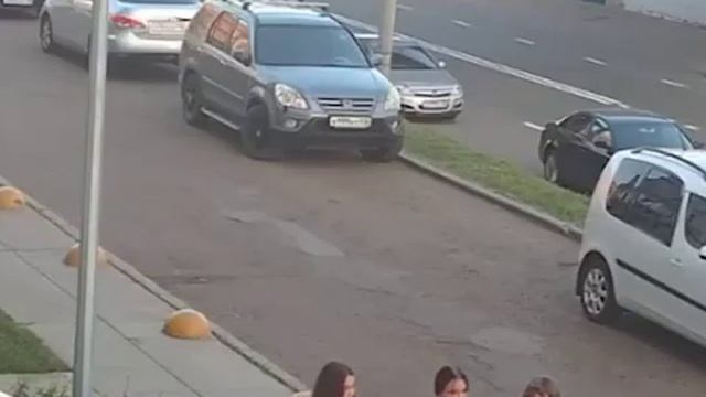 Челнинская шпана против мусорки. 2:0 в пользу мусорки? смотреть онлайн