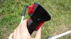 Как завести бензокосу - бензиновый триммер Запуск холодной бензокосы