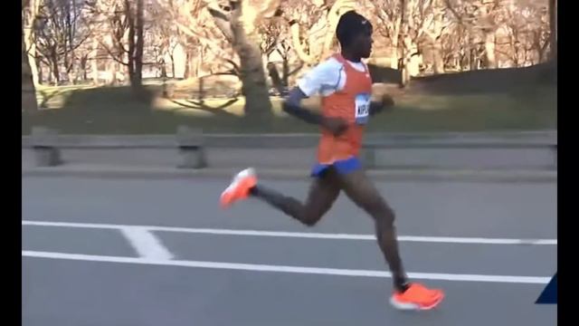 Joshua Cheptegei VS. Jacob Kiplimo || 2023 New York City Half Marathon смотреть онлайн