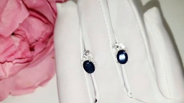 Серебряные Серьги  пусеты/ гвоздики с натуральными синими Сапфирами смотреть онлайн