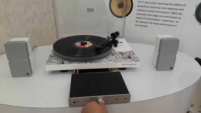 Cambridge Audio Min22 And Minx With ProJect Turntable And Stereo Box