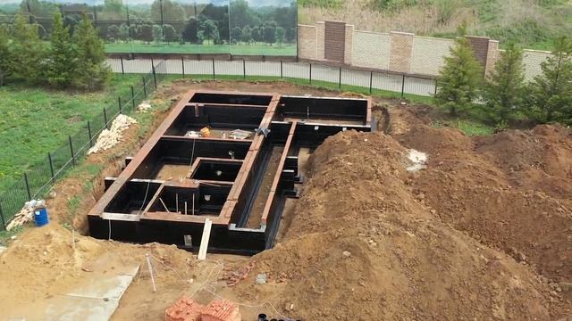 Ленточный фундамент каменного загородного дома смотреть онлайн