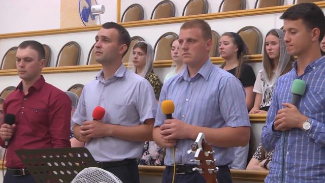 Улетают года неизбежно, как звук / Песня смотреть онлайн