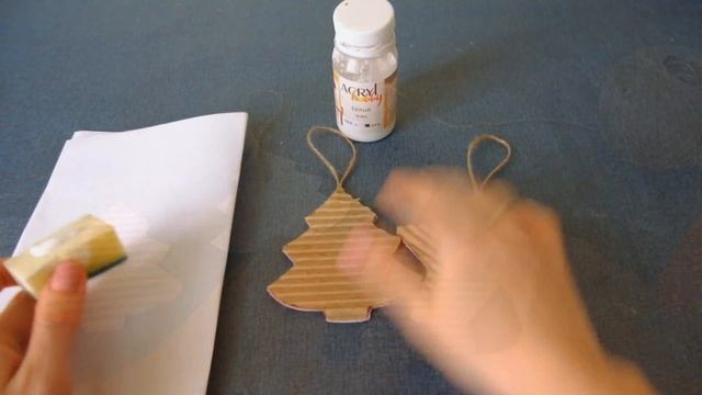 Елочные игрушки своими руками из гофра картона/новогодний декор/Christmas toy смотреть онлайн