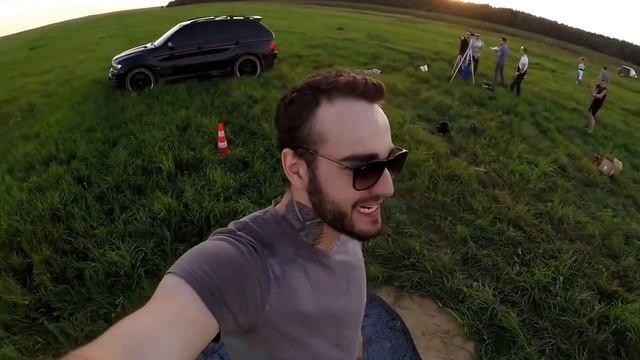 ЧТО БУДЕТ, ЕСЛИ ПОДЖЕЧЬ 100 000 БЕНГАЛЬСКИХ ОГНЕЙ! 1 смотреть онлайн