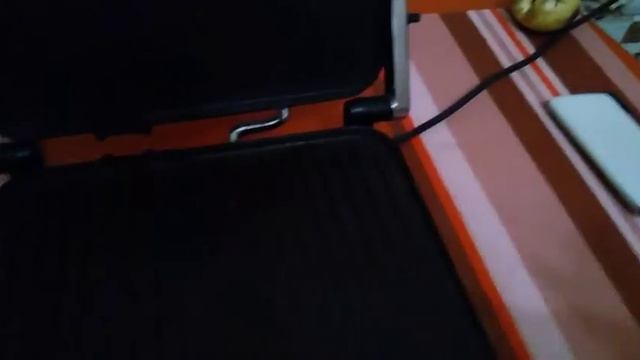 Готовим на гриле. Электрогриль Maxwell MW-1953 SR. Бифштексы. Очень вкусно! Без жира. смотреть онлайн