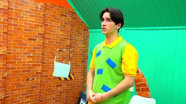 Первый день M3GAN в новой школе смотреть онлайн