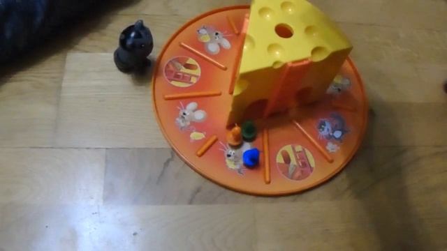 Настільна гра ПОЛЮВАННЯ НА СИР. Настольная игра МЫШИНАЯ ОХОТА смотреть онлайн