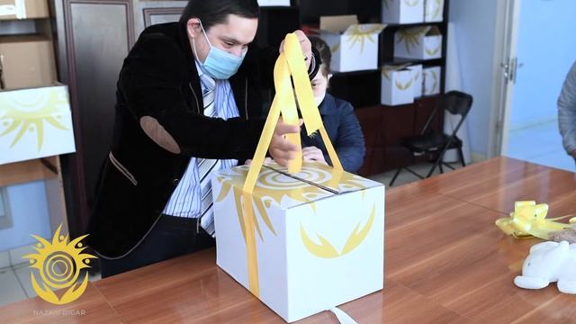 Луч Амины: Коробки для новорожденных с синдромом Дауна Таджикистана! смотреть онлайн