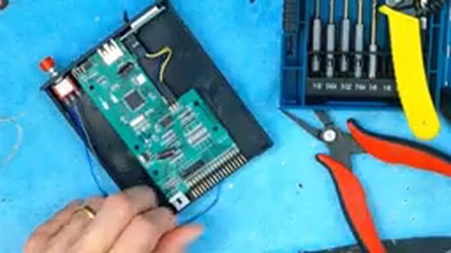 Tutorial on how to modify Gotek Floppy Drive Emulator For a Technics SX KN-5000 Music Keyboard смотреть онлайн