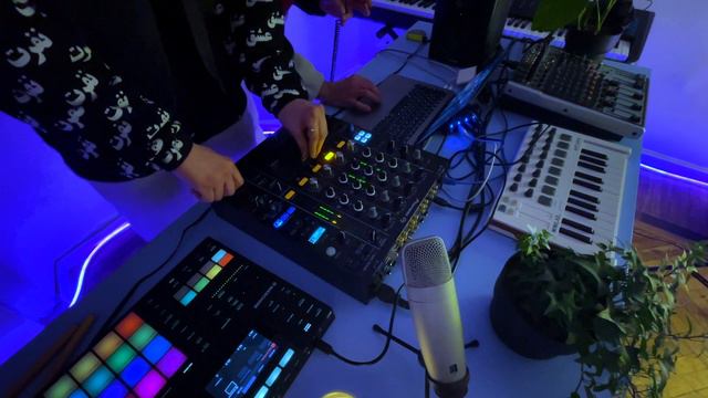 Nameera B2B Architech | Industrial Techno Streaming from Studio | ABCD Records Darkart Sessions 01 смотреть онлайн