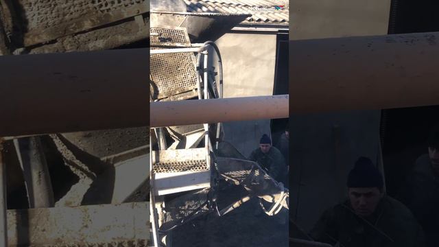 Жители микрорайона "Ягъараул" забетонировали улицу: "Абдурахмана ас сугури". смотреть онлайн