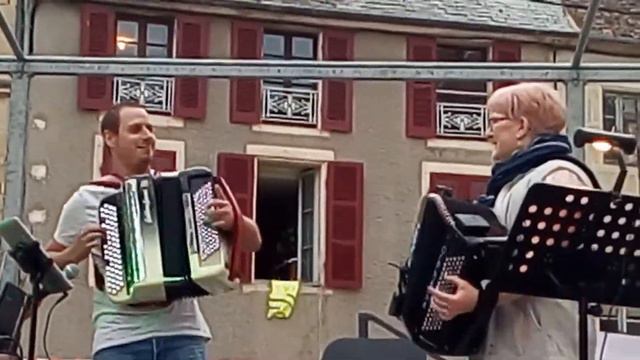 Accordeon смотреть онлайн