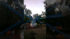 Ишимбай центральный парк, аттракцион «Лебеди».