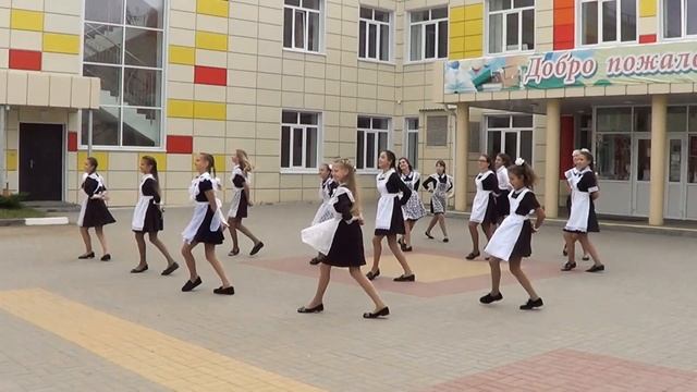 танцевальное поздравление ко дню учителя//Планета танца смотреть онлайн