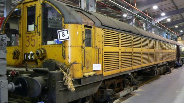 London Underground battery-electric locomotives | Wikipedia audio article смотреть онлайн