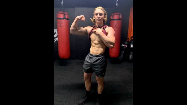 Karl Hemmings 3 Year Natural Transformation 17-20 смотреть онлайн