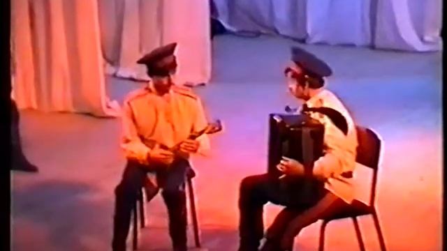 "Гляжу в озера синие" смотреть онлайн