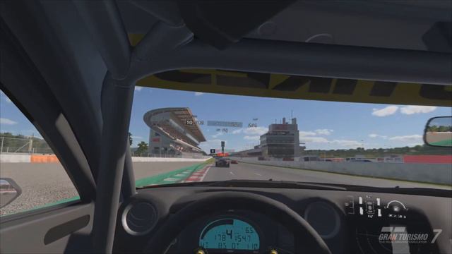 PsVR 2 Gran Turismo 7 | My first online race in VR смотреть онлайн