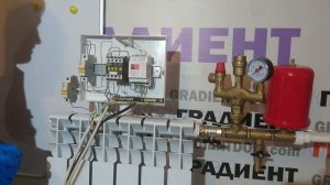 Как настроить Терморегулятор для работы Электродных Котлов.