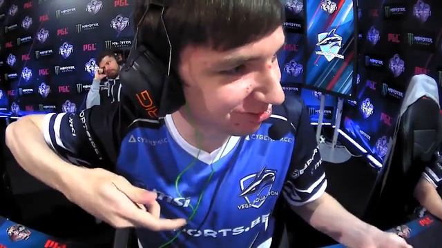 Прикольные моменты с ВЕБ-КАМЕР игроков PGL Major Kraków CS GO 2017