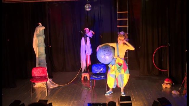 ТЕАТР смотреть онлайн