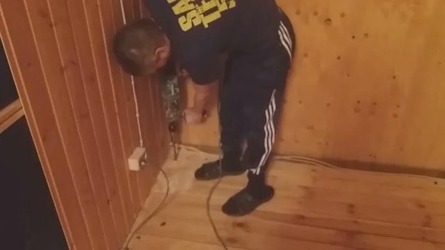 Обустройство дополнительного санузла своими руками. Часть 1 смотреть онлайн