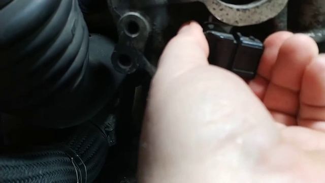 Смяна на датчик на разпределителен вал на SsangYong Kyron (Кайрон) смотреть онлайн