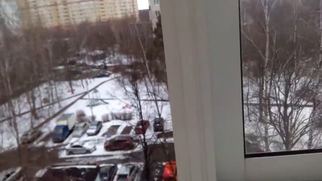 Крик с балкона смотреть онлайн