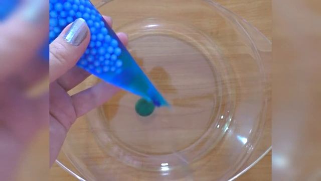 ?Белый макияж губ по просьбе подпищицы+страшная новая история? смотреть онлайн